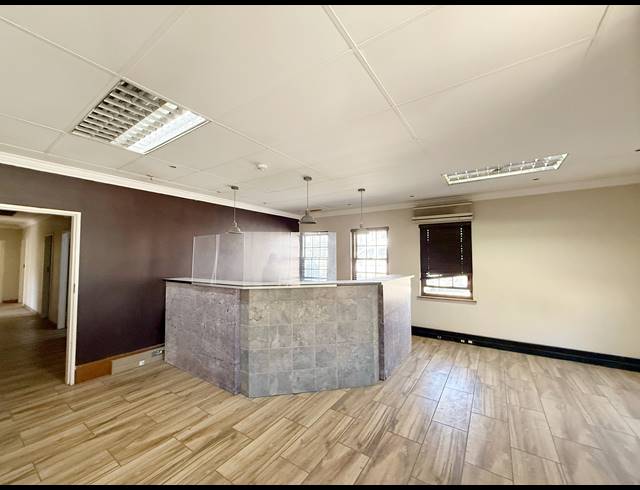 32,345M² WAREHOUSE TO LET IN WADEVILLE